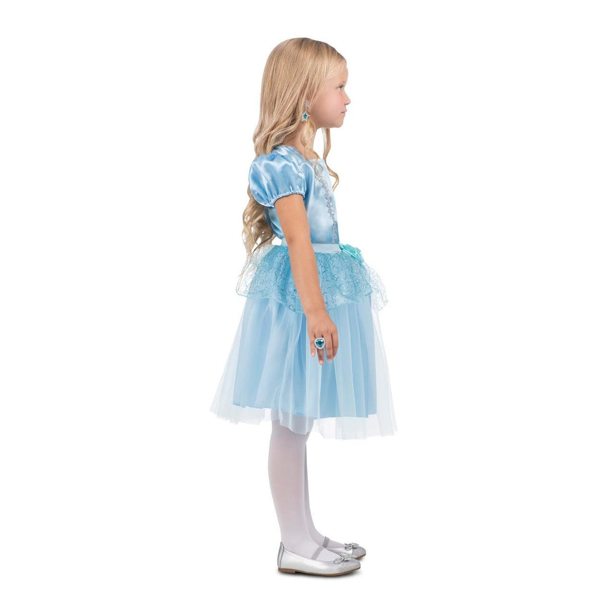 Chest with 2 Girls Princess Costumes