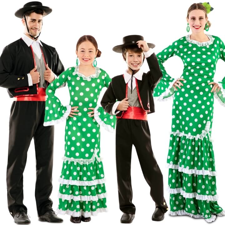 Flamenco Dancers and Cordobés Group Costumes