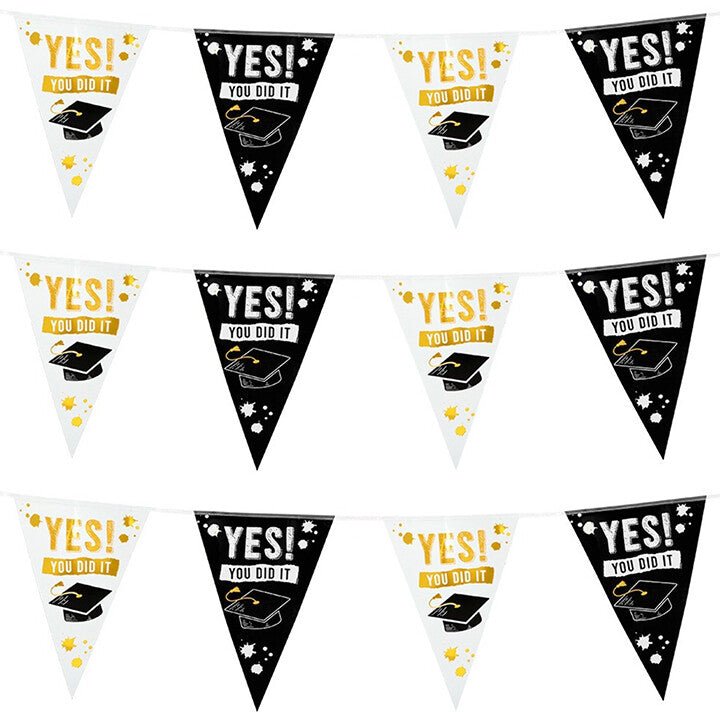 Graduation Garland