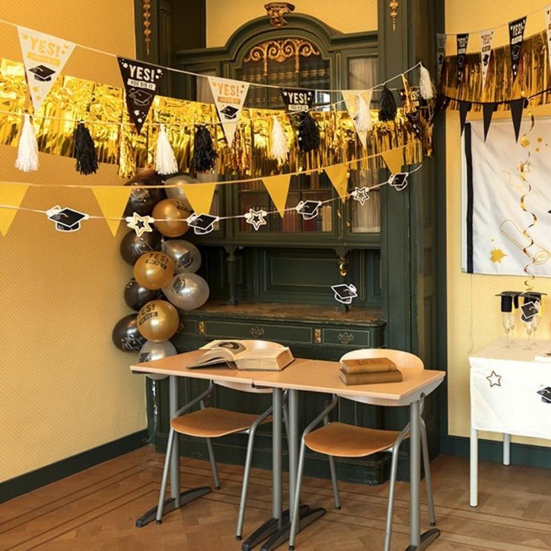 Short Graduation Garland