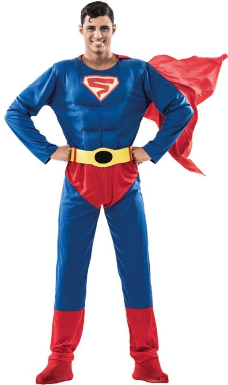 Disfraces en grupo de Superman y Supergirl